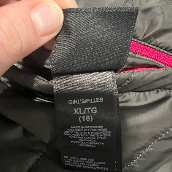 The North Face Gray and Pink Puffer Jacket - Picture 7 of 14